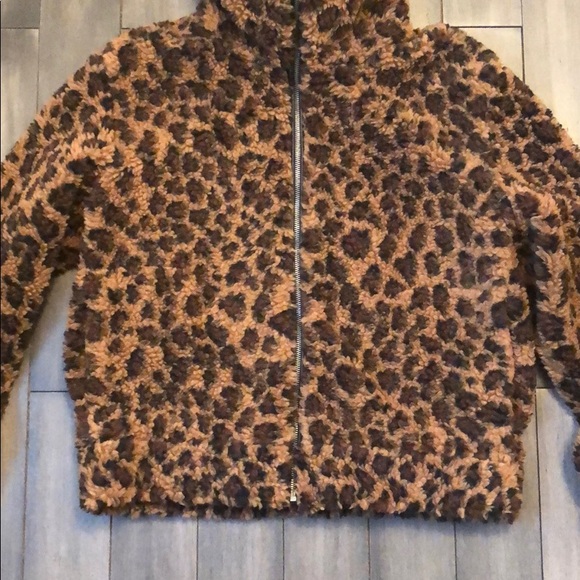NWT BB Dakota Cheetah print faux shearling Coat - Picture 5 of 14